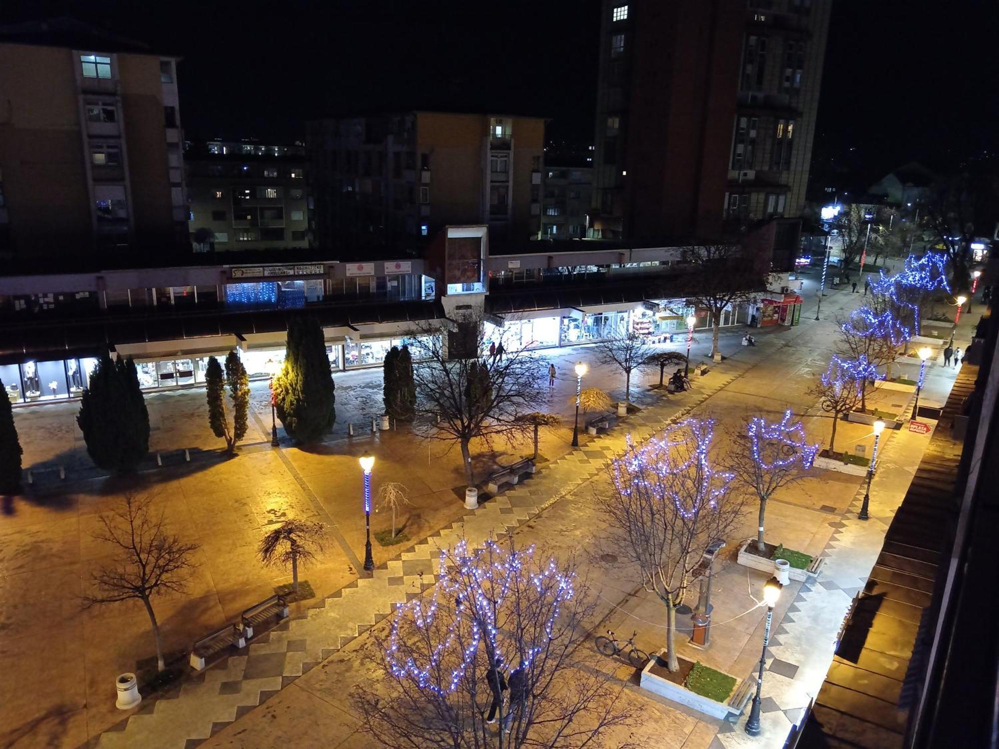 Red Square Apartment Pirot Exteriér fotografie